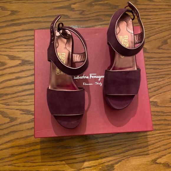 Salvatore Ferragamo Lucrezia Suede Sandals - Picture 1 of 6